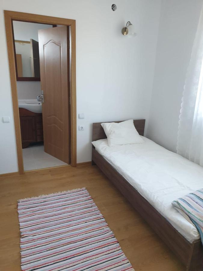 Casuta De La Munte Hotel Sfodea ภายนอก รูปภาพ